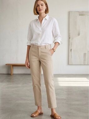 Vince Avery Mid Rise Tan Chino Pants